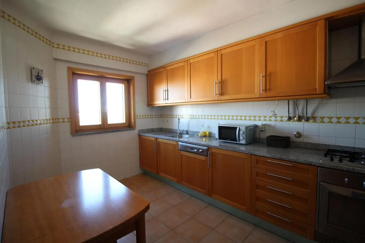 T2 Praia Da Rocha/ Beach Portimao Apartment